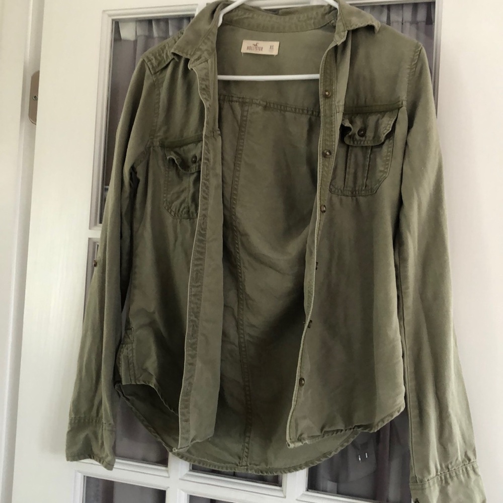 navy green hollister button up